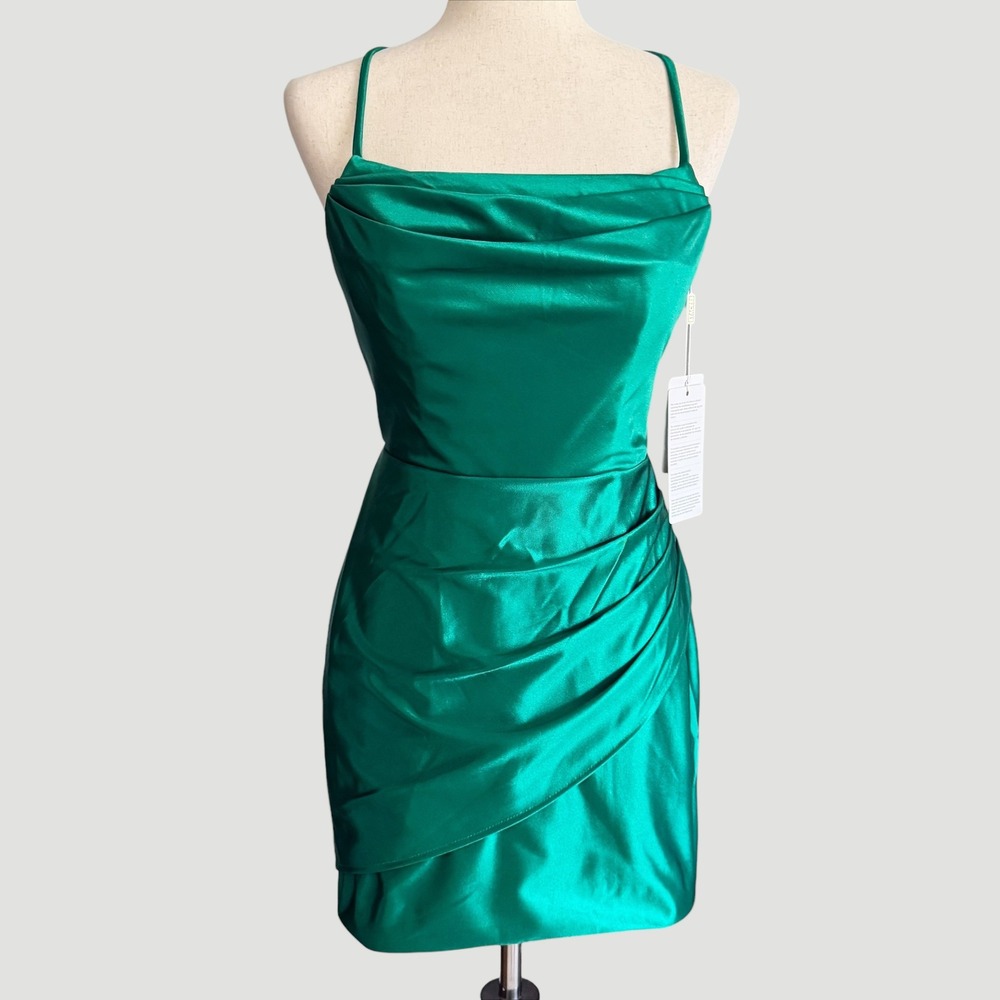 Stacees Emerald Green Satin Lace Up Back Mini Dress Sz 8 NWT Coquette‎ HOCO - Picture 4 of 13